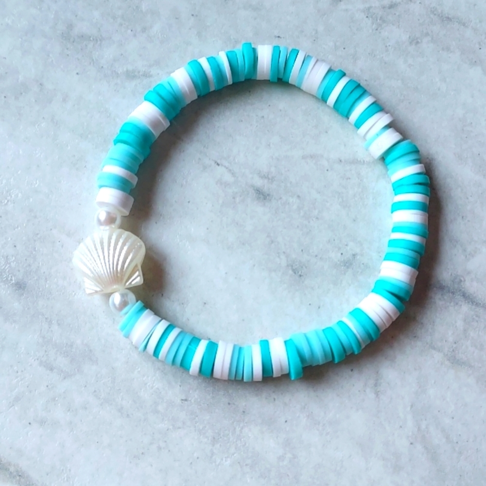 🐚Blue shell clay bead bracelet🐚